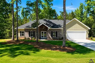 175 Wood Oak Cir, Cochran, GA 31014 - Photo 1