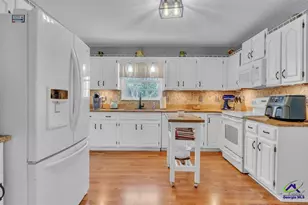 174 Majestic Oak Cir, Byron, GA 31008 - Photo 10