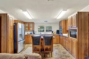 1025 Pine Needle Dr, Ellabell, GA 31308 - Photo 20