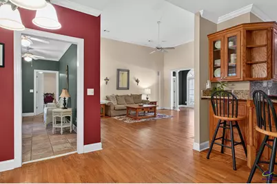 623 Walton Way, Macon, GA 31210 - Photo 10