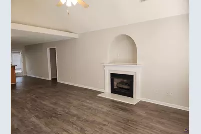 105 Monticello Drive, Warner Robins, GA 31008 - Photo 2