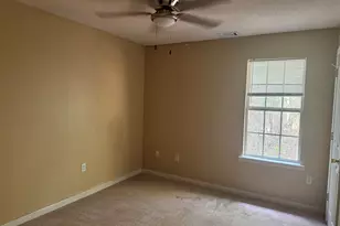 136 Oscar Ct, Warner Robins, GA 31093 - Photo 10