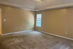 136 Oscar Ct, Warner Robins, GA 31093 - Photo 2