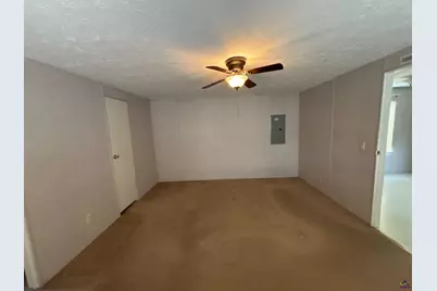 79 N Peach Plantations Ct., Byron, GA 31008 - Photo 8