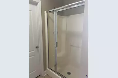 523 Manchester Lane, Byron, GA 31008 - Photo 8