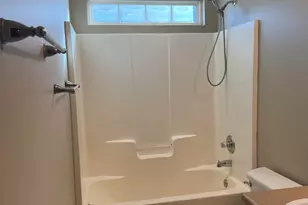 523 Manchester Ln, Byron, GA 31008 - Photo 10