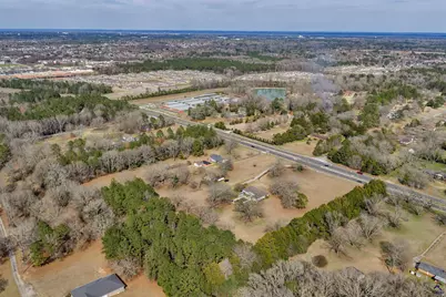 1401 S Houston Lake Road, Kathleen, GA 31047 - Photo 20