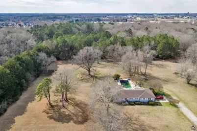 1401 S Houston Lake Road, Kathleen, GA 31047 - Photo 16