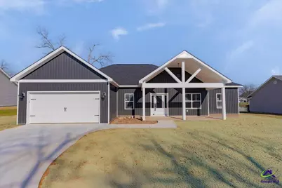 155 Village Circle, Cochran, GA 31014 - Photo 1