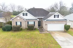 207 Broderick Cir, Warner Robins, GA 31088 - Photo 1