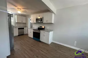 105 Robinhood Dr, Warner Robins, GA 31088 - Photo 8