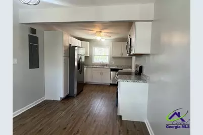 105 Robin Hood Drive, Warner Robins, GA 31088 - Photo 10