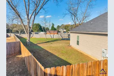 102 McEwen Drive, Perry, GA 31069 - Photo 6