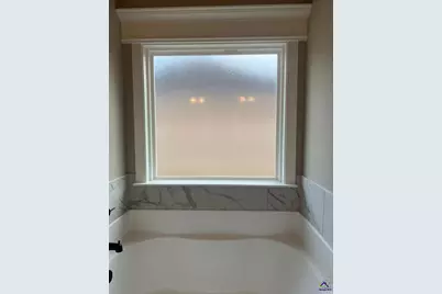 112 Early Drive, Byron, GA 31008 - Photo 6