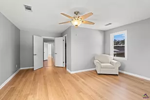 213 Self St, Warner Robins, GA 31088 - Photo 8