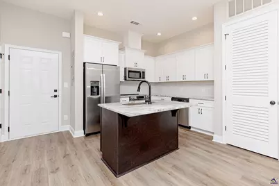 1009 Northside Drive, Perry, GA 31069 - Photo 1