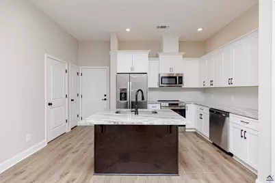 1009 Northside Drive, Perry, GA 31069 - Photo 6