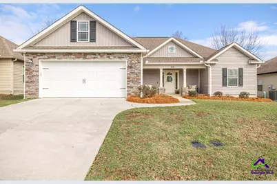 305 Gibson Circle, Kathleen, GA 31047 - Photo 1