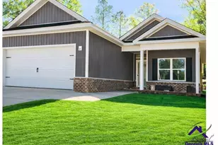 102 Silver Maple, Byron, GA 31008 - Photo 1