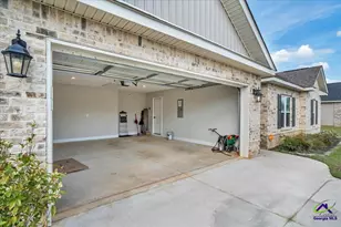 629 Broderick, Warner Robins, GA 31088 - Photo 36