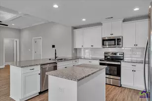 629 Broderick, Warner Robins, GA 31088 - Photo 14