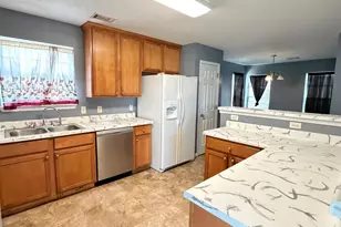 508 Timberwind Dr, Byron, GA 31008 - Photo 2