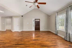 222 Blue Ridge Ln, Warner Robins, GA 31088 - Photo 8