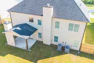 313 Garnet Dr, Bonaire, GA 31005 - Photo 4