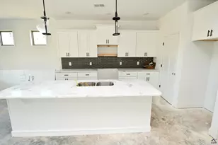 120 Early Dr, Byron, GA 31008 - Photo 4