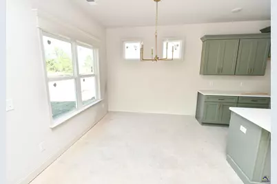 124 Early Drive, Byron, GA 31008 - Photo 10