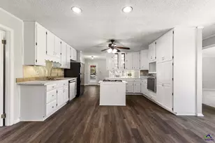 105 Kim Way, Warner Robins, GA 31088 - Photo 14