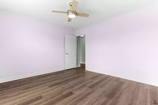 423 Lamplight Dr, Byron, GA 31008 - Photo 32