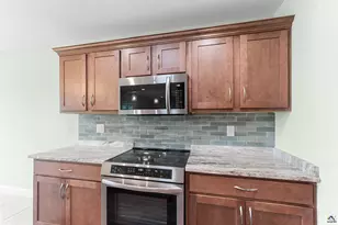 423 Lamplight Dr, Byron, GA 31008 - Photo 16