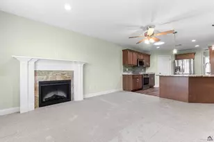 423 Lamplight Dr, Byron, GA 31008 - Photo 4