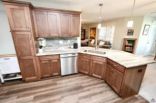 423 Lamplight Dr, Byron, GA 31008 - Photo 12