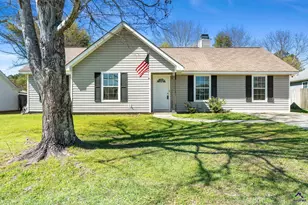 616 Shannon Ridge Dr, Bonaire, GA 31005 - Photo 1