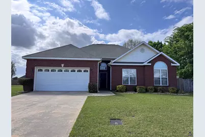 104 Sir Patrick Way, Warner Robins, GA 31088 - Photo 1