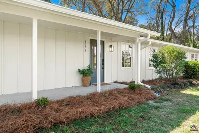 177 NE Lakeshore Circle, Milledgeville, GA 31061 - Photo 8