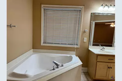 107 Blair Court, Warner Robins, GA 31088 - Photo 10