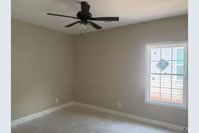 130 Fairway Oaks Drive, Perry, GA 31069 - Photo 6