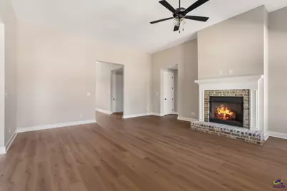 211 Farmland Circle, Perry, GA 31069 - Photo 12