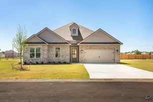210 Farmland Circle, Perry, GA 31069 - Photo 1