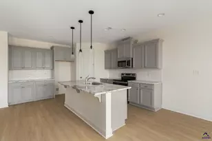 210 Farmland Circle, Perry, GA 31069 - Photo 6