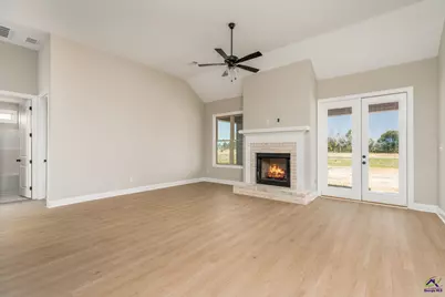 207 Farmland Circle, Perry, GA 31069 - Photo 8