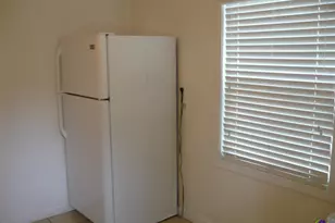 1325 Laura Ave, Warner Robins, GA 31088 - Photo 4