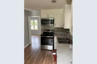 202 Ruzelle Street, Warner Robins, GA 31093 - Photo 4