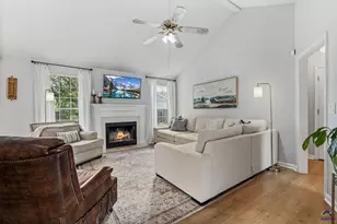 609 Shannon Ridge Dr, Bonaire, GA 31005 - Photo 6