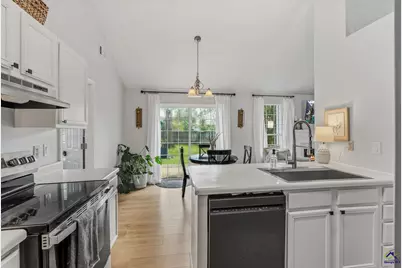 609 Shannon Ridge Drive, Bonaire, GA 31005 - Photo 10