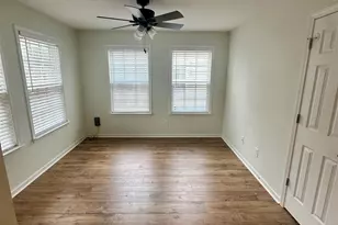 129 Kingston Village Dr, Perry, GA 31069 - Photo 10