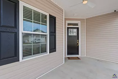 145 Fairway Oaks, Perry, GA 31069 - Photo 4